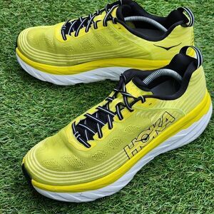 HOKA BONDI 6 - Mens Sneakers - SIZE 11